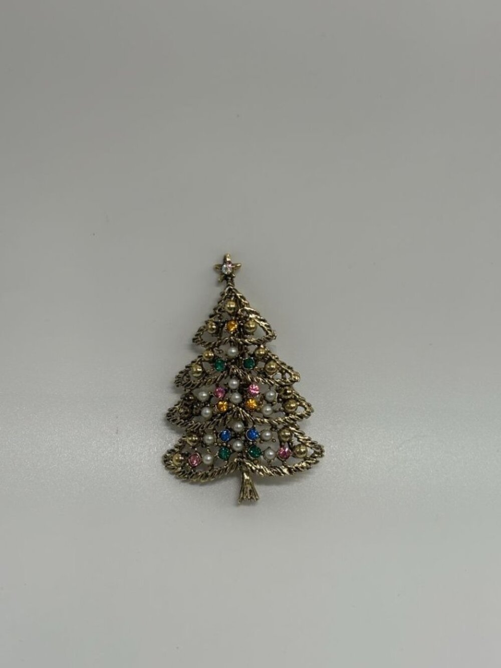 Gerry's Gold-Tone Vintage Mid-Century 1960s/1970s Christmas Tree Holiday Brooch